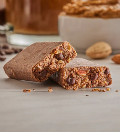 Load image into Gallery viewer, G2G Protein Bar - Almond Mocha Box of 8
