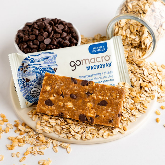 GoMacro MacroBar - Oatmeal Chocolate Chip Box of 12