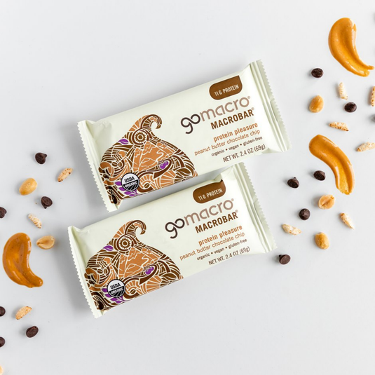 GoMacro Macrobar - Peanut Butter Chocolate Chip Box of 12