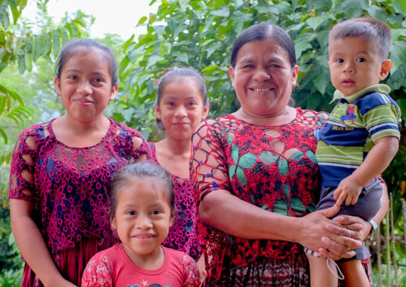 Load image into Gallery viewer, Koracao Maya W'Eqchi
